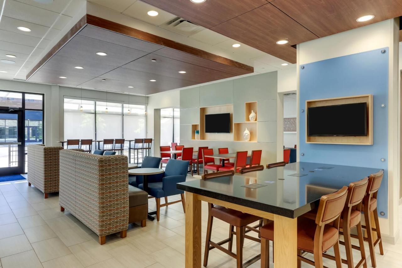 Holiday Inn Express & Suites - Winston - Salem Sw - Clemmons By Ihg Exteriör bild
