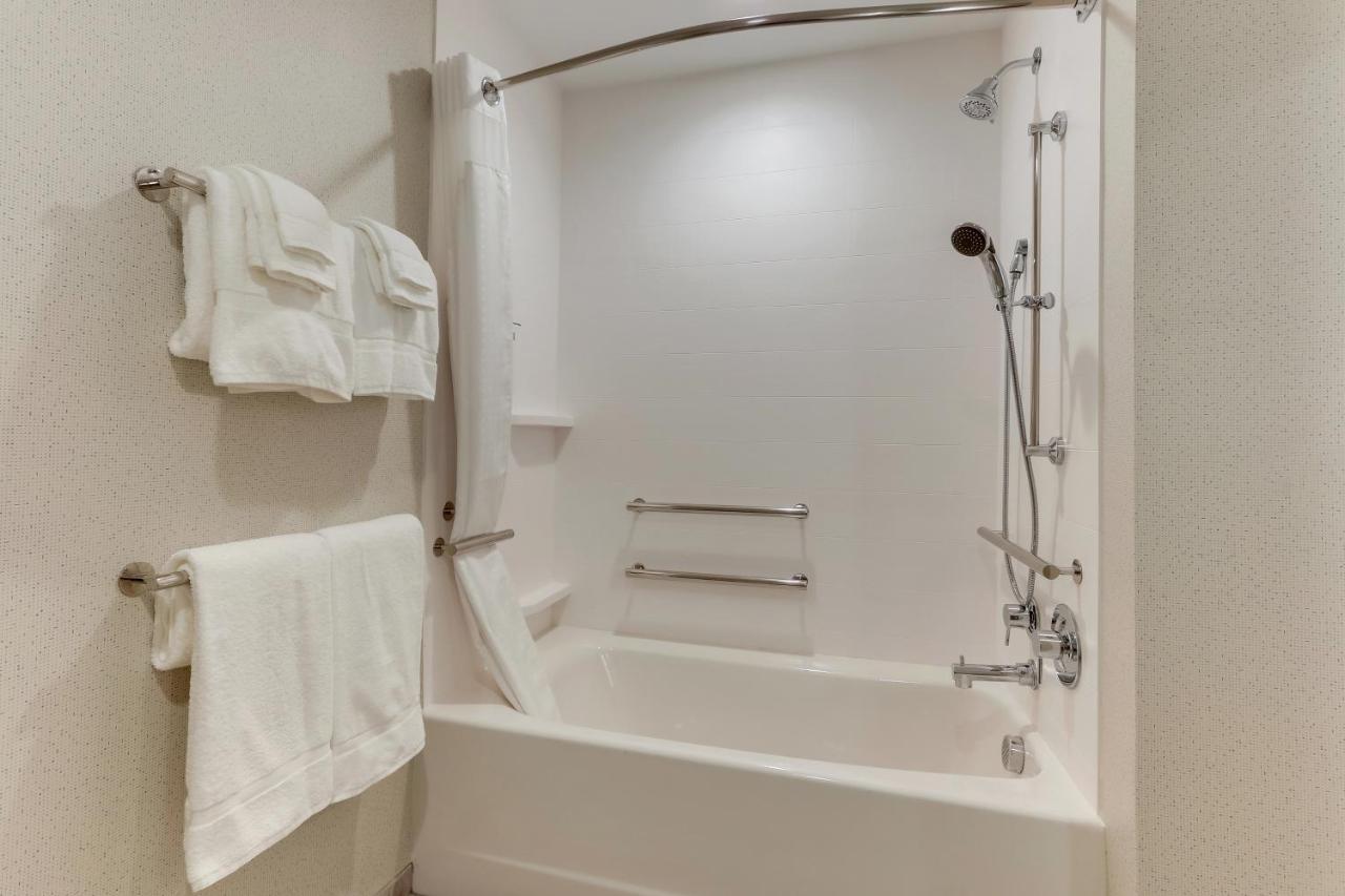 Holiday Inn Express & Suites - Winston - Salem Sw - Clemmons By Ihg Exteriör bild